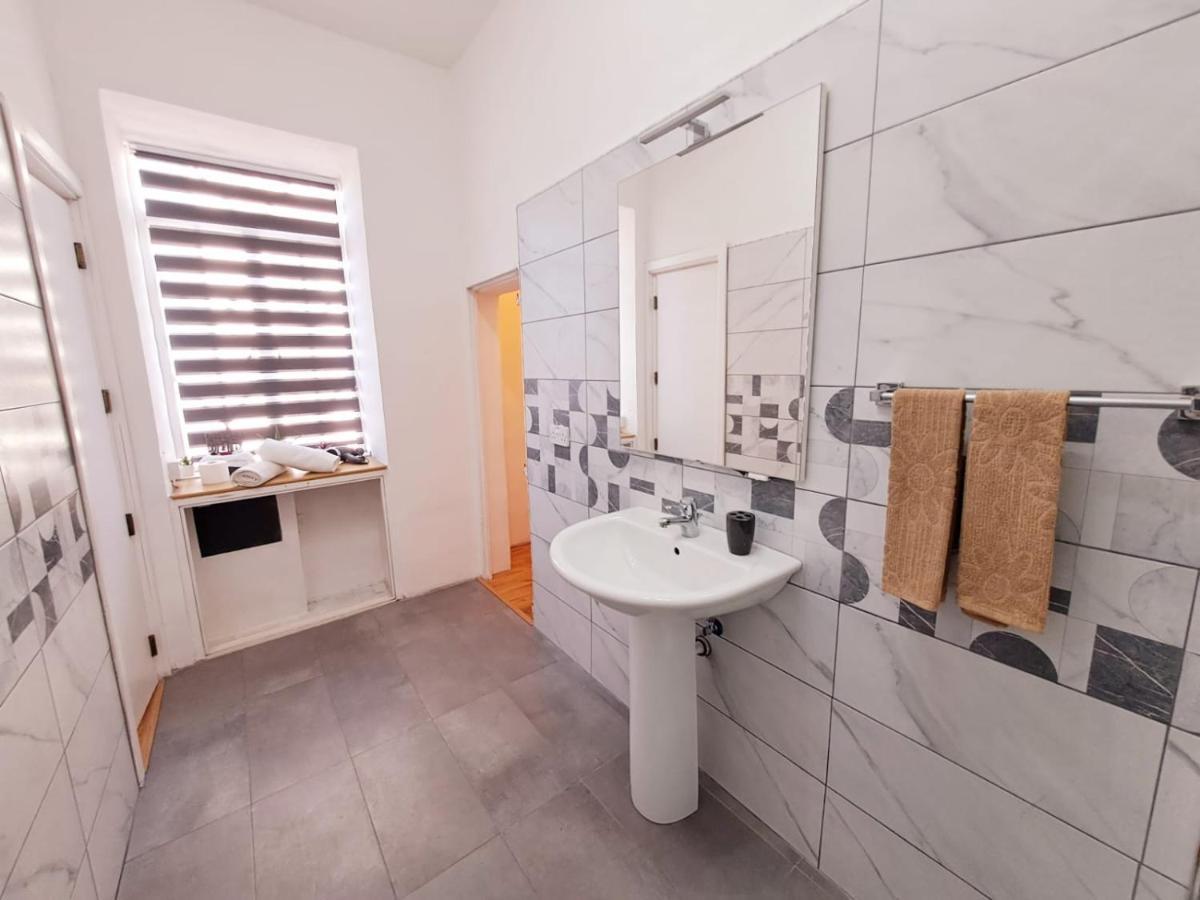 Bed and Breakfast Rotas B Saint Julian's Екстер'єр фото