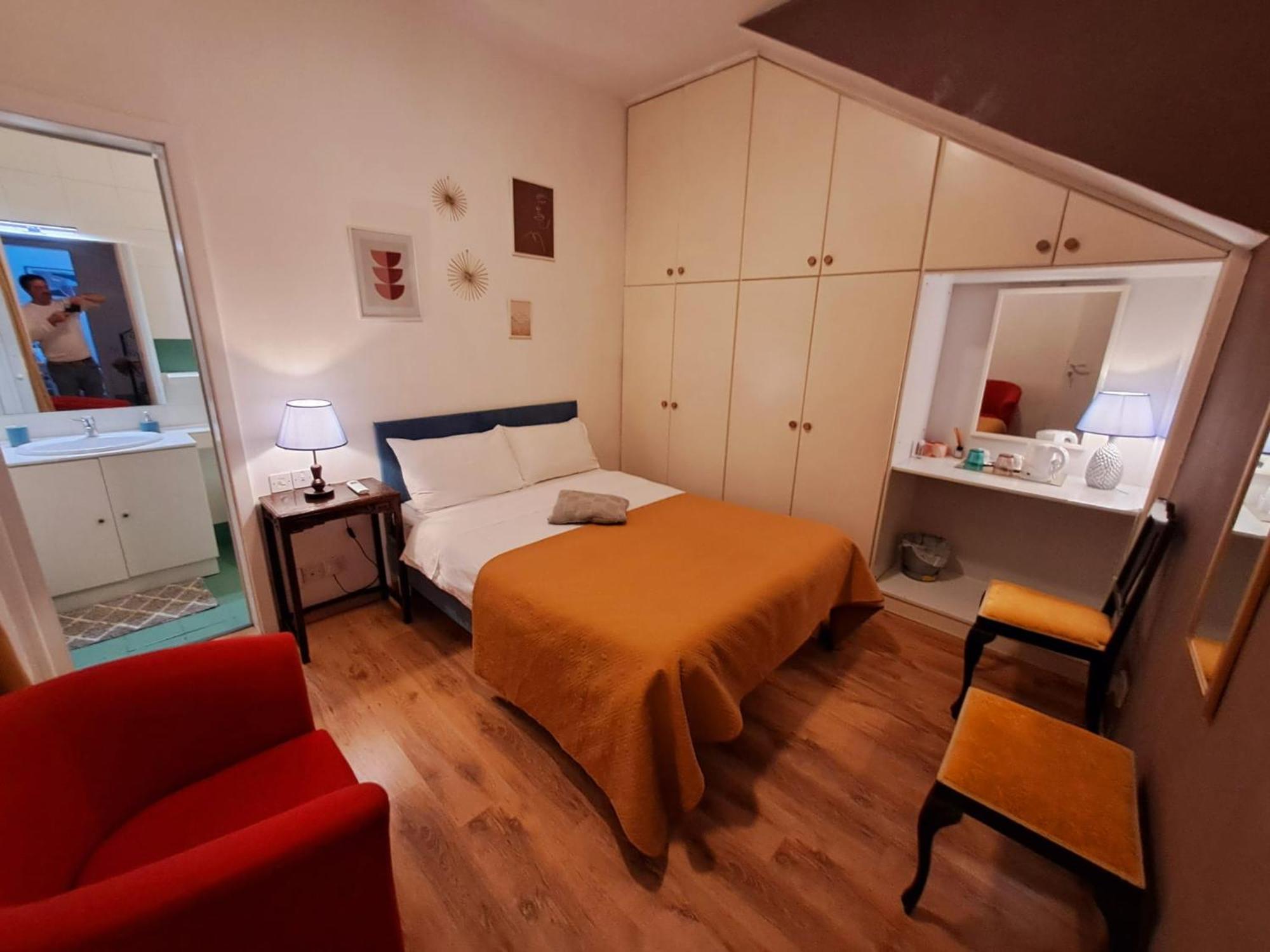 Bed and Breakfast Rotas B Saint Julian's Екстер'єр фото