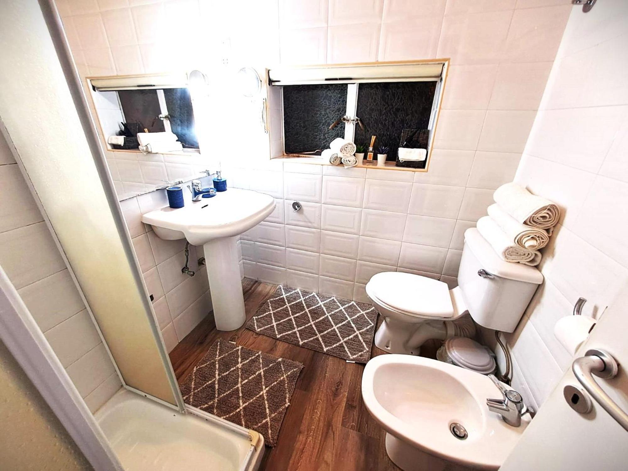 Bed and Breakfast Rotas B Saint Julian's Екстер'єр фото